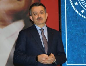 Bakan Pakdemirli: “Hamsi Avcılığında Kısıtlama 7 Şubat Saat 01.00’Den Itibaren Sona Erecek”