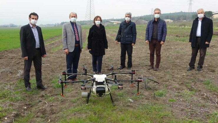 Üniversitenin Buğdayları Drone Ile Ilaçlandı