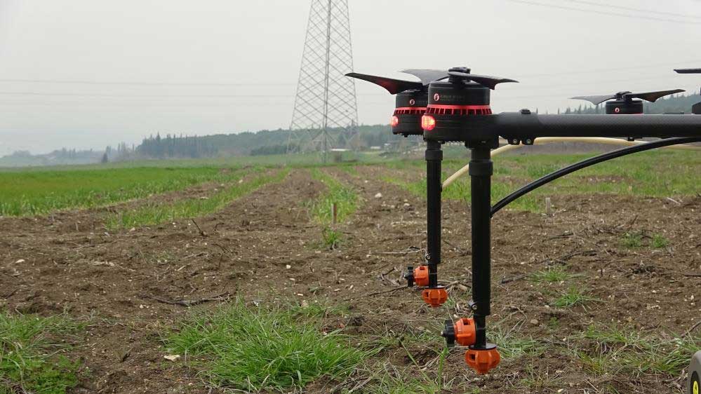 Buğday Tarlası Drone Ile Ilaçlandı