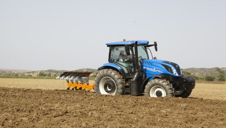 türkiye’de üretilen en güçlü traktör yeni new holland tr6s çorlu tarım fuarı’nda tanıtıldı