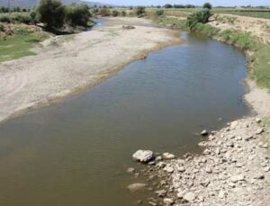 Büyük Menderes Nehri Kurudu