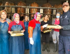 Büyükbaş Hayvan Çiftliğinde, 15 Ekim Dünya Kadın Çiftçiler Günü Kutlandı