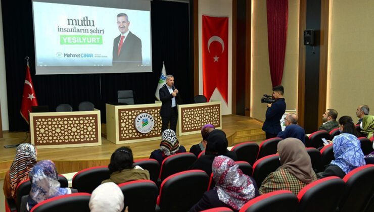 Muhtarların Eşleri, Yeşilyurt’Taki Yatırım Alanlarını Inceledi