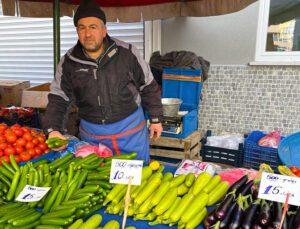 Pazar Tezgâhlarında Fiyatlar Artık Gram Üzerinden Belirleniyor