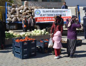 Tarladan Halka Sebze Satışı Başladı