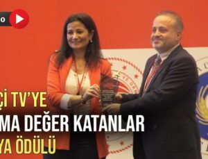 Çiftçi Tv’Ye Tarıma Değer Katanlar Medya Ödülü