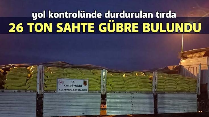 Yol Kontrolünde Durdurulan Tırda 26 Ton Sahte Gübre Bulundu