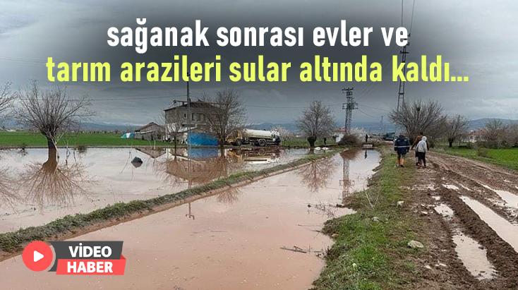 Sağanak Sonrası Evler Ve Tarım Arazileri Sular Altında Kaldı