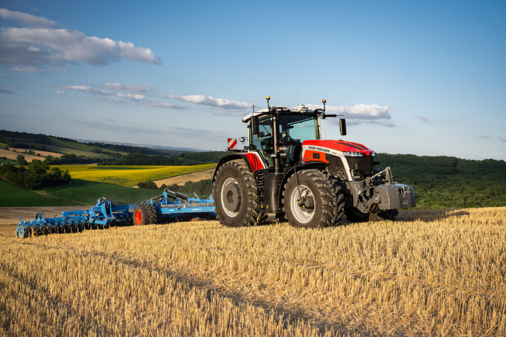 MF 9S POWER HARROW WORK FR 0723 03 HD