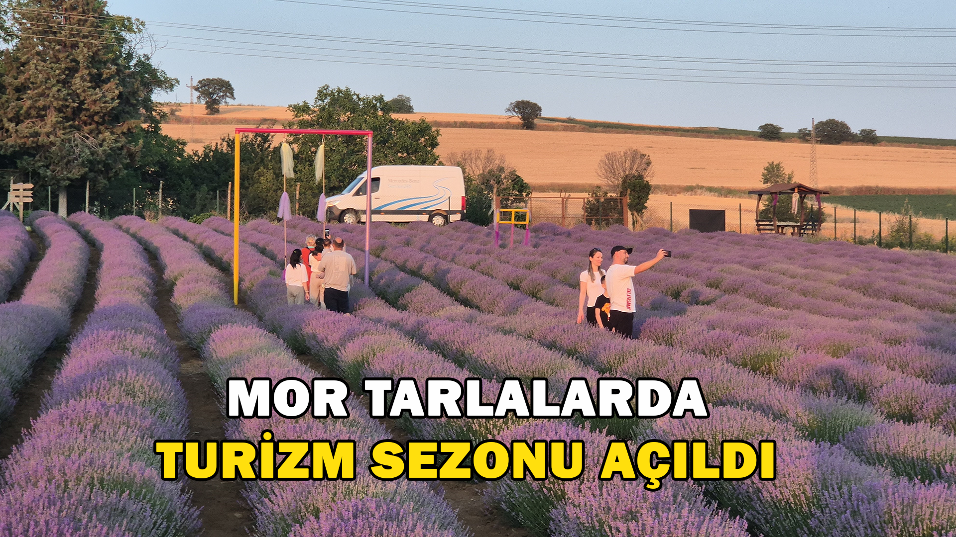 Mor Tarlalarda Turizm Sezonu Açıldı